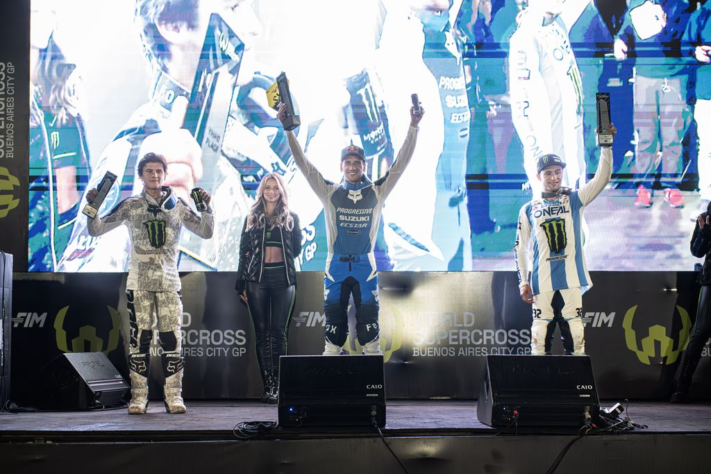 Ken Roczen on the podium in the 2025 World Supercross Buenos Aires Recap