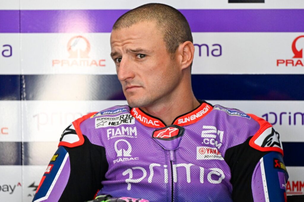 Engine Failures Force Yamaha to Pause Sepang Running