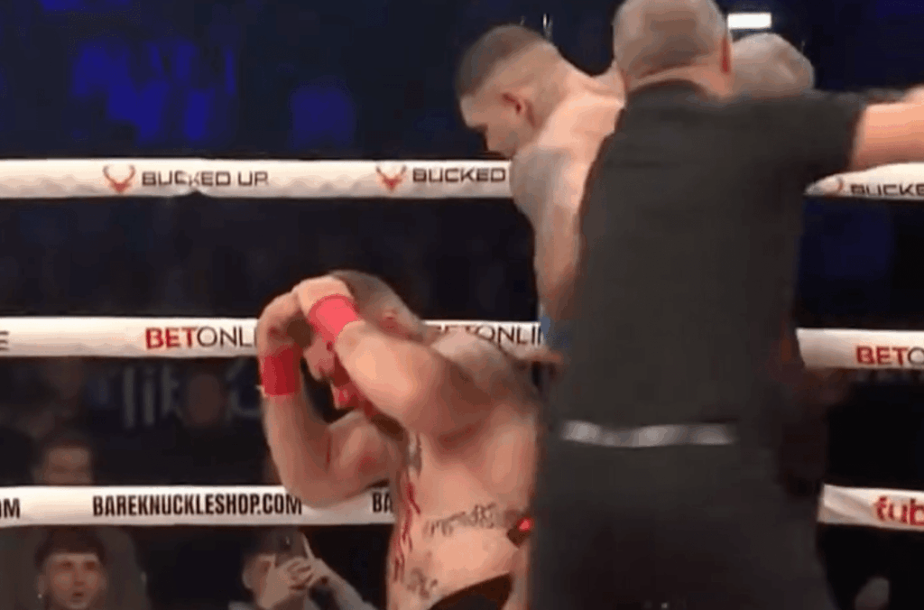 Selmani stops Curtin with fourth knockdown, 2nd-round KO