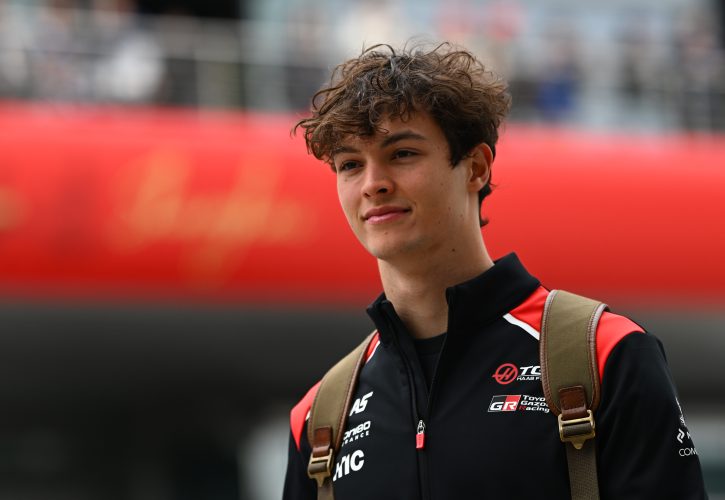 Hadjar spins at Turn 13; Bearman avoids crash, finishes P5