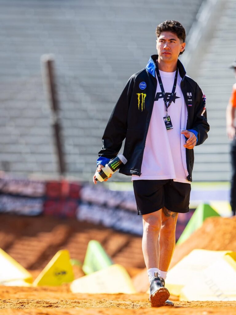 Pierce Brown suffers broken collarbone, dislocated wrist