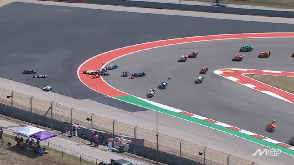 Red flag at Turn 11 sets stage for Agius' late pass to win