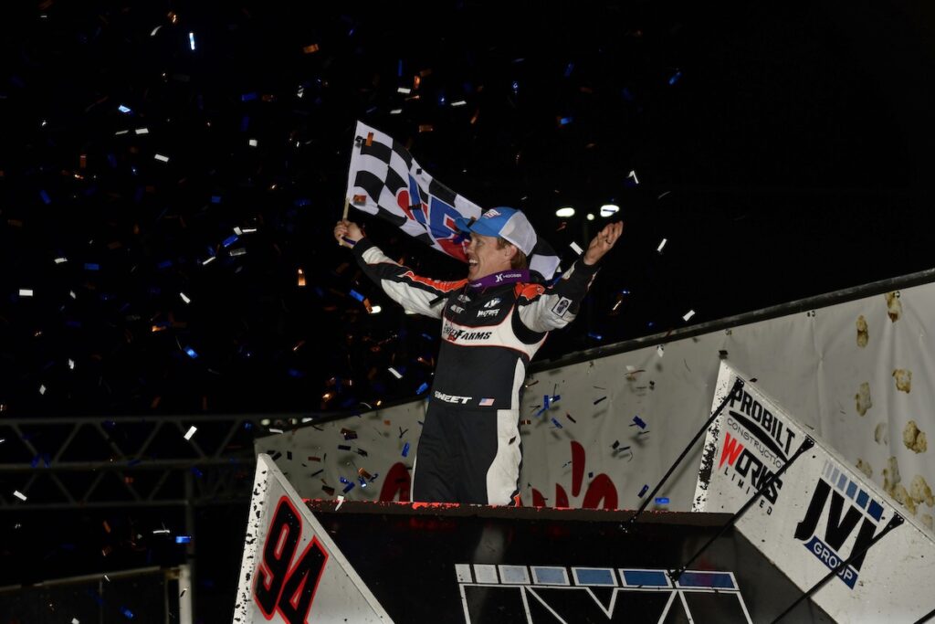 Brad Sweet leads flag-to-flag, wins Knoxville opener