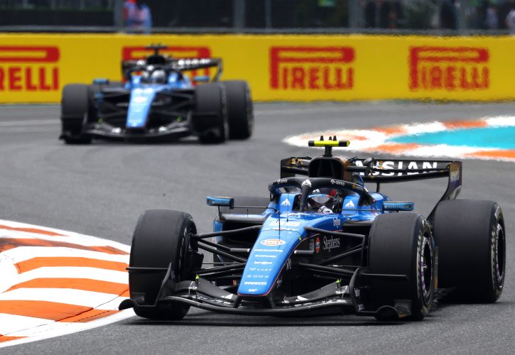 Williams' delayed Miami upgrade debuts, triggers weight cuts