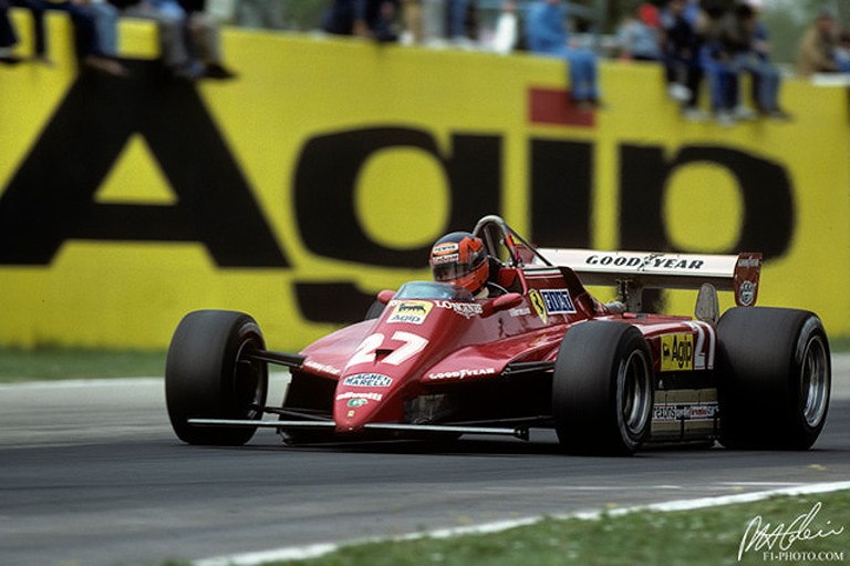 Villeneuve helmet topples Senna record with $1.25M sale