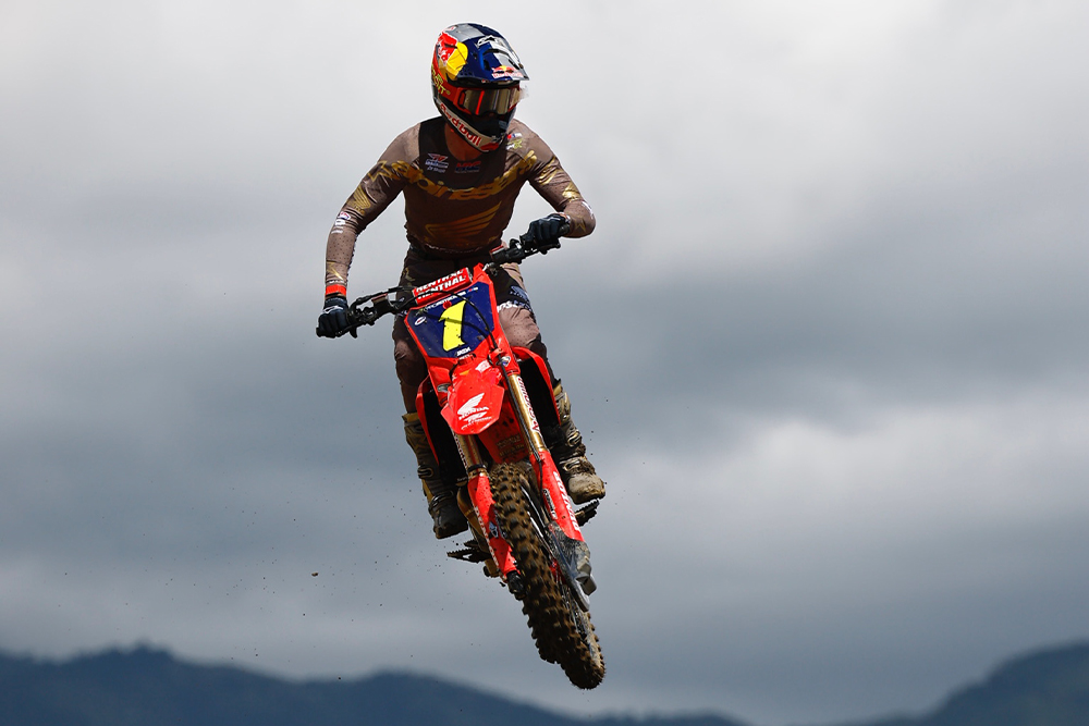 Kitchen clocks 17:02.837, fastest 2:22.717 on Kawasaki