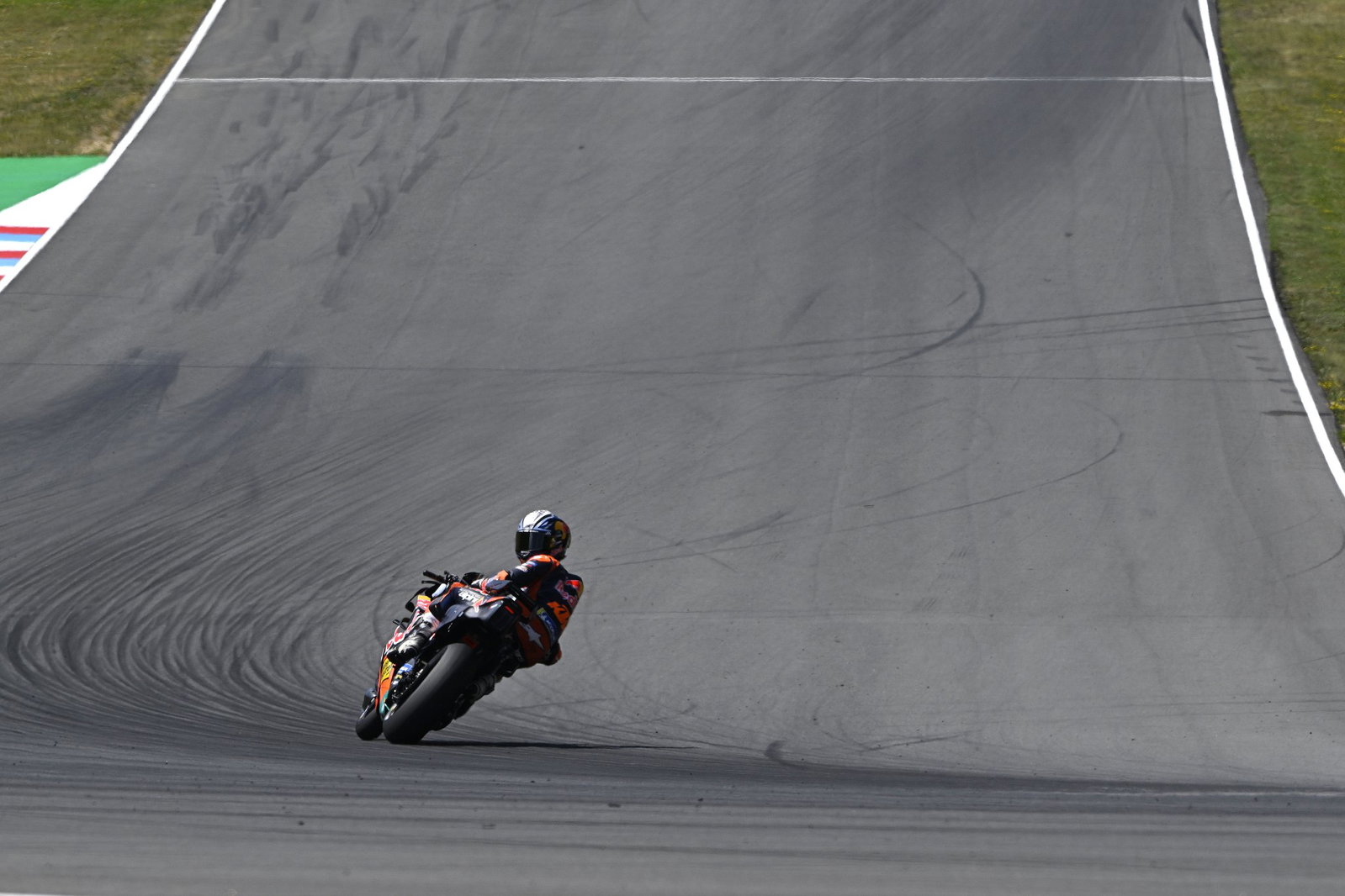 Acosta says KTM must send bike back after repeated failures