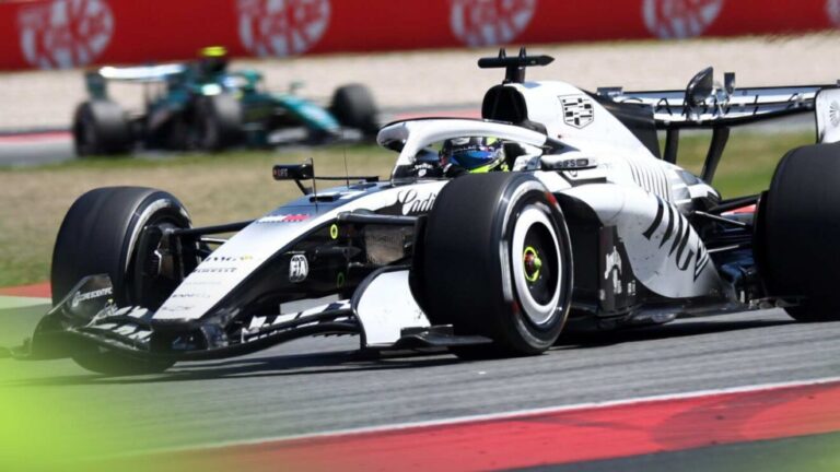 New sidepods and floor headline Cadillac’s Austria push