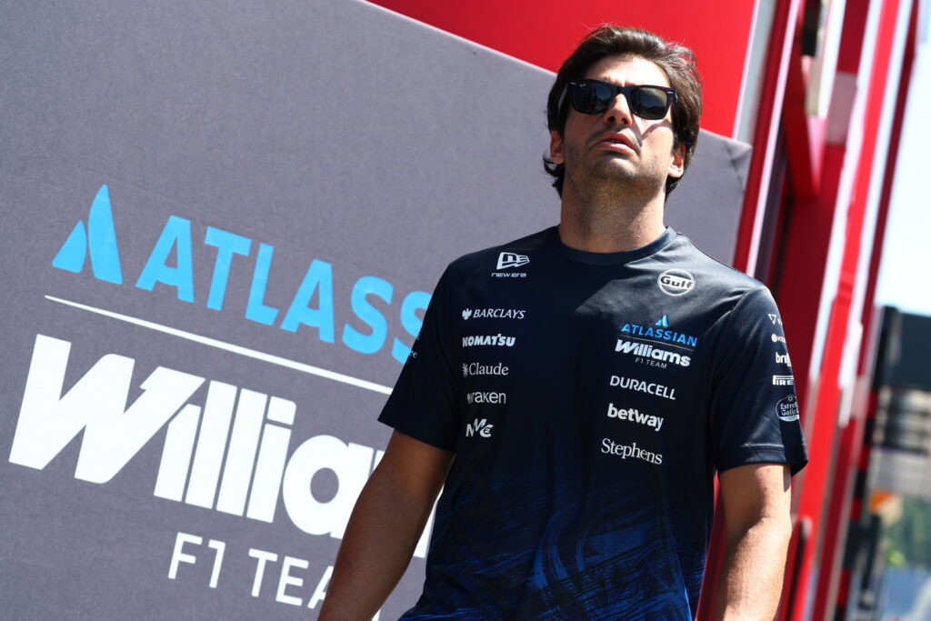 Sainz to take qualifying flag penalty idea to FIA, GPDA