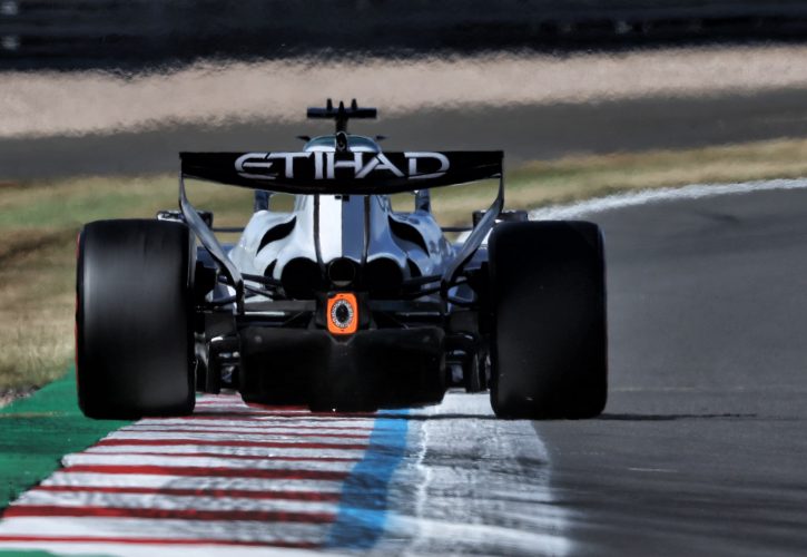 Steiner tells McLaren to build its own F1 engine