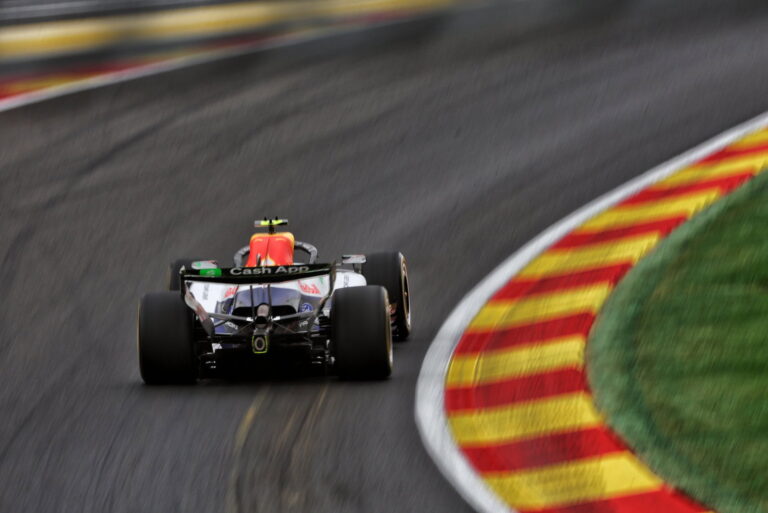 Racing Bulls back Lindblad after Silverstone outqualifies Lawson