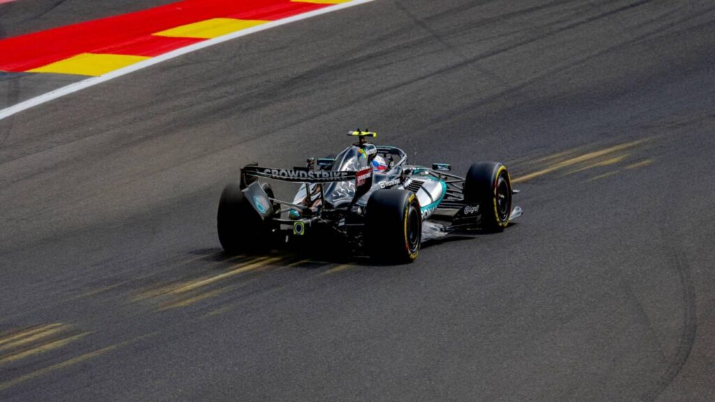 Gasly smashes barrier at Spa as FP2 is stopped
