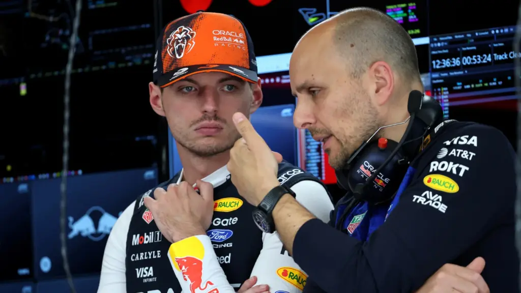 Red Bull plans Verstappen handover ahead of Lambiase's McLaren move