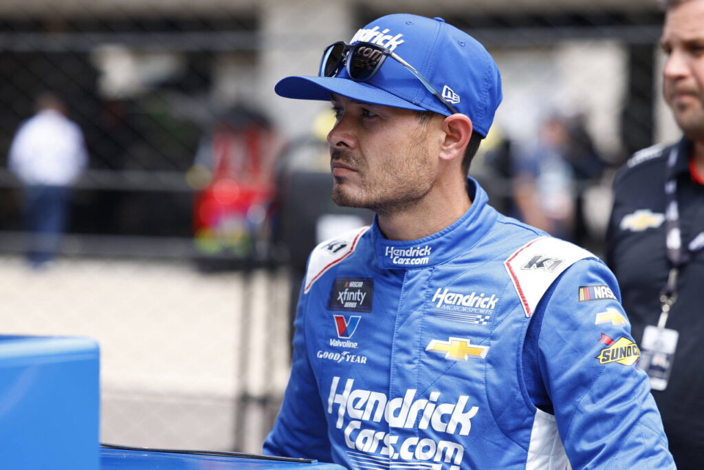 Larson’s tire failure ends Brickyard 400 early