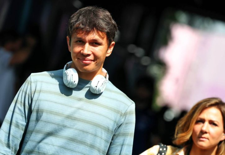 Williams keeps Alex Albon through 2027 Formula 1 season