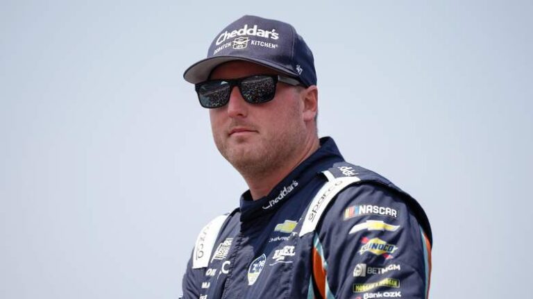 RCR tabs Austin Hill for No. 33 Cup seat starting in 2027