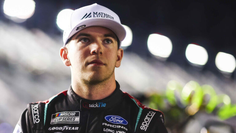 RCR names Smith to No. 21, Brown to No. 2 on multiyear deals