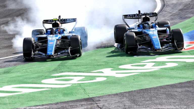 Vowles says Williams share blame for Sainz-Albon crash