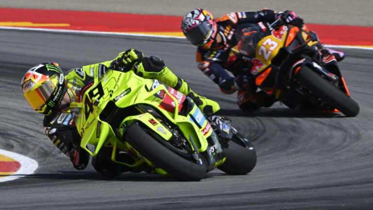 Di Giannantonio chooses factory KTM for 2027 MotoGP