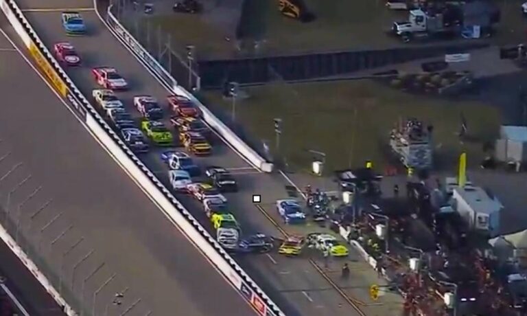Love passes Kvapil late to win Nu Way 225 at Gateway