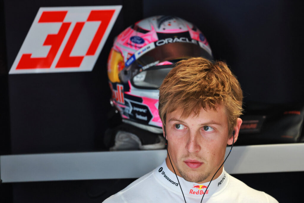 Rosberg questions Lawson's ceiling as seat race heats up