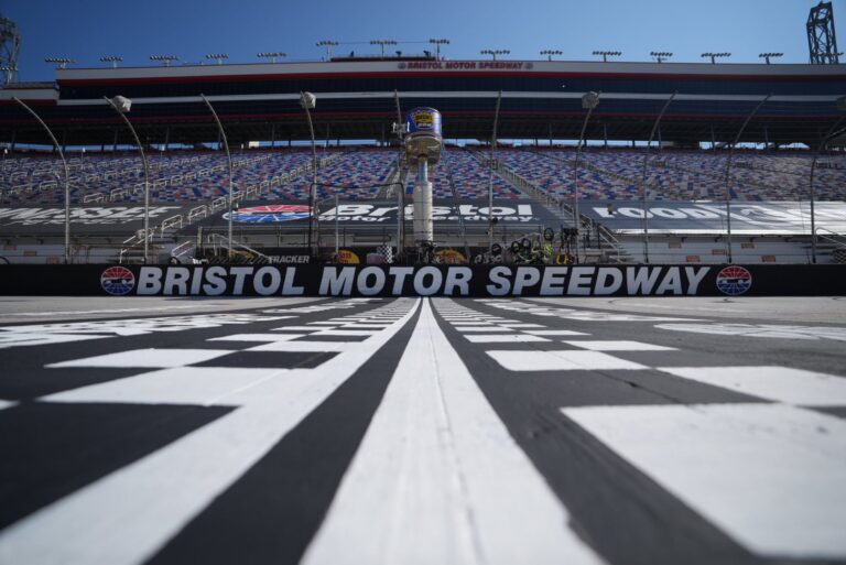 ARCA: Brown pulls away late to take Bristol win