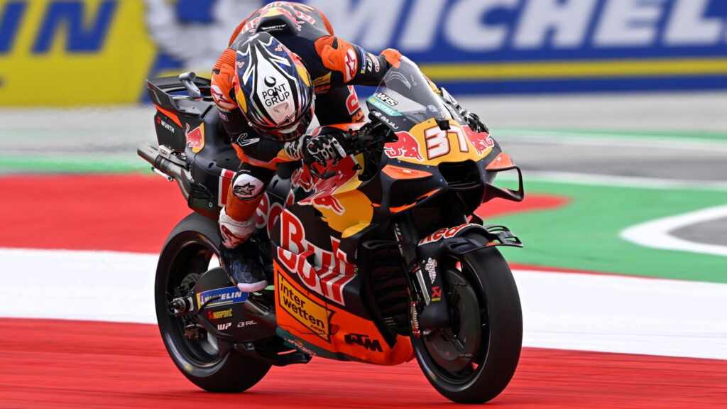KTM gets home boost as Acosta sets Austrian practice pace