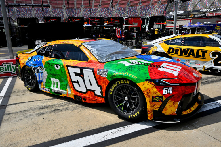 Ty Gibbs carries Kyle Busch tribute in yellow No. 54 at Bristol