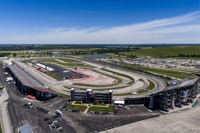 NASCAR studies widening Gateway pit lane for safety