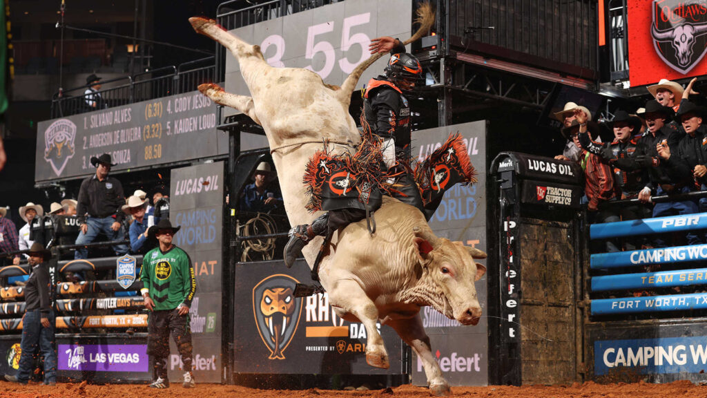 Cassio Dias and Man Hater rank second in PBR history