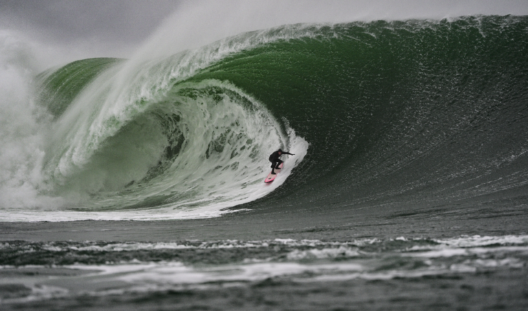Tom Lowe, Justine Dupont win 2026 Big Wave awards