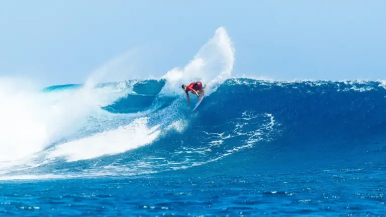 Robinson stays in Fiji, finds ‘Little Jack’ again