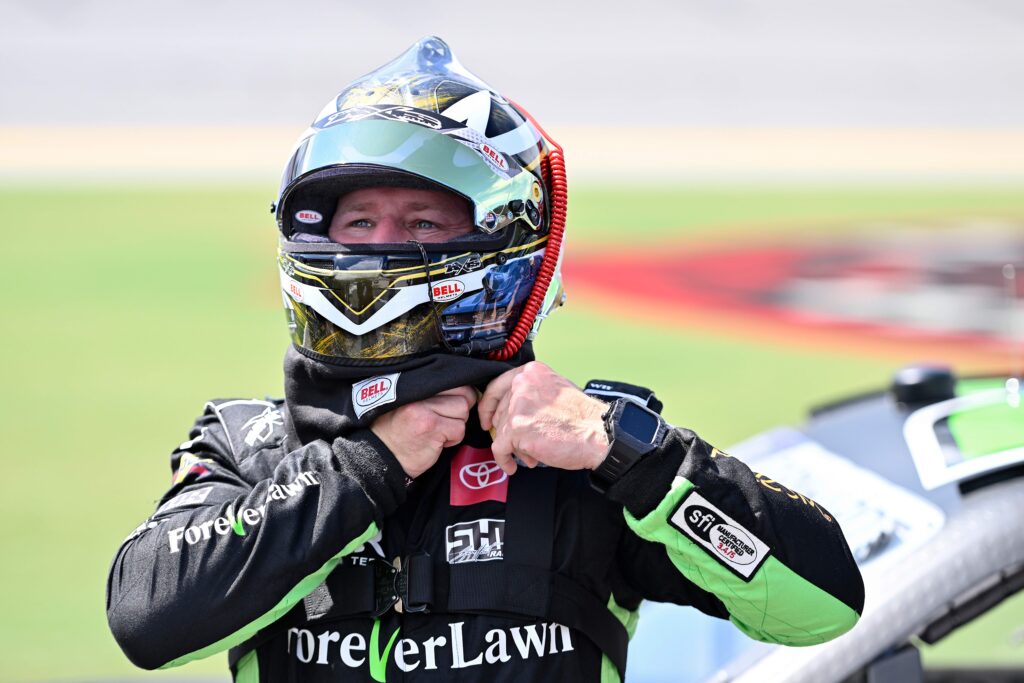 NASCAR comeback slated as part-time effort for Earnhardt