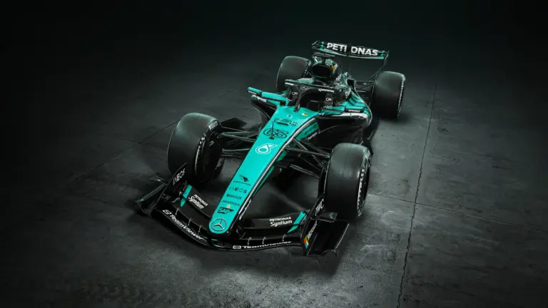Mercedes Unveils Petronas-Inspired Livery for Malaysia F1 Weekend