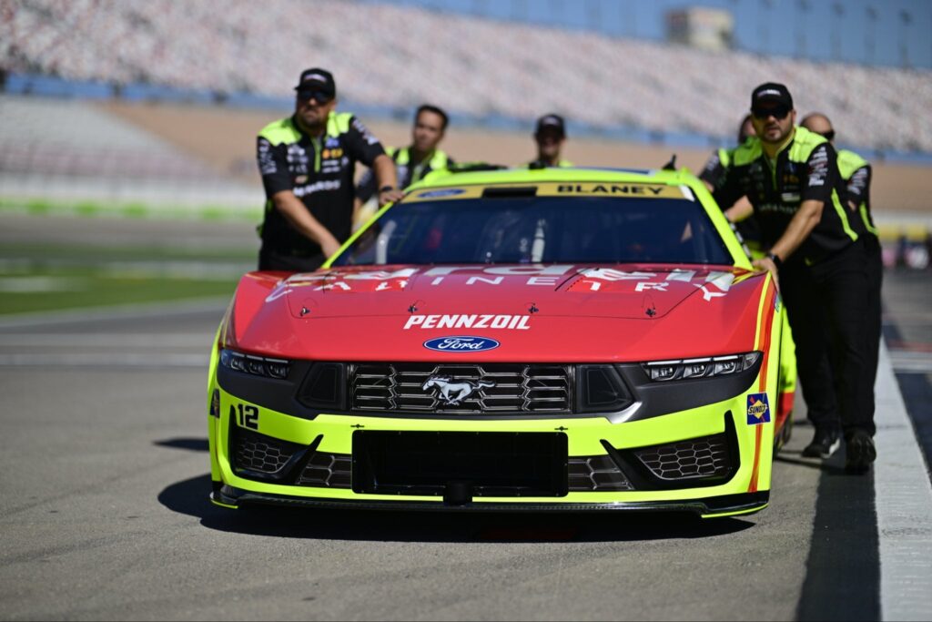Las Vegas weekend features single-car qualifying Saturday