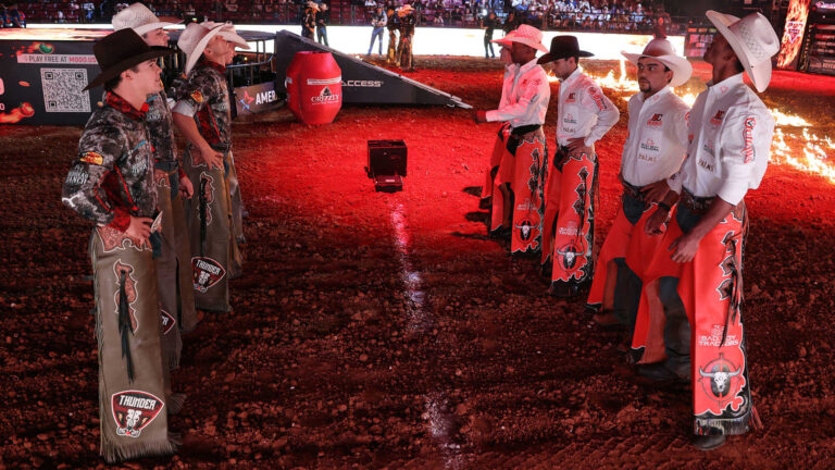 Brother-vs.-brother PBR duel tied 1-1 heads to Fort Worth
