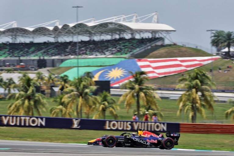 Leclerc Leads Tricky Bahrain Practice at Sepang