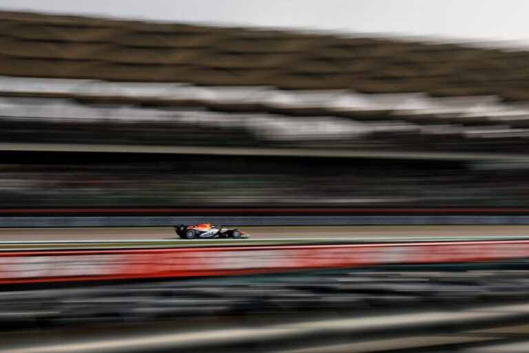 Lawson takes 11th as Racing Bulls miss Q3 in Sepang