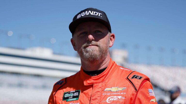 NASCAR disqualifies Jones after Turn 1 pileup