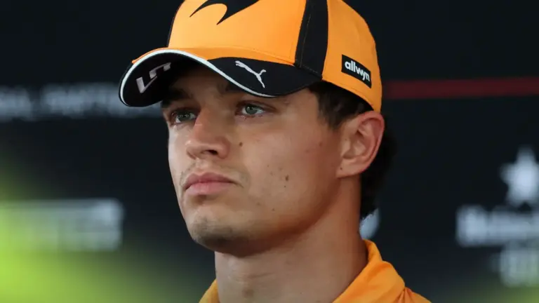 Norris gets reprimand after Piastri near-miss in Bahrain