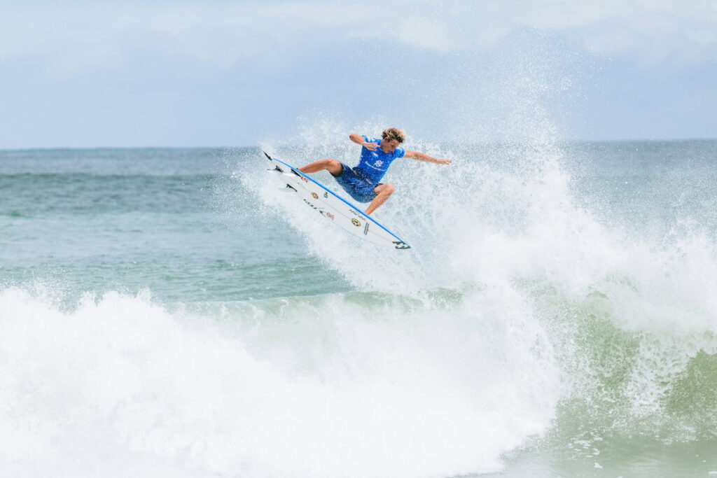 Kainalo, Hately win São Sebastião and shake up rankings