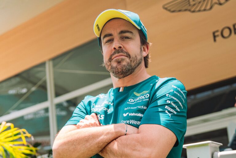 Fernando Alonso reportedly agrees to Dakar Rally return with Aston Martin entry