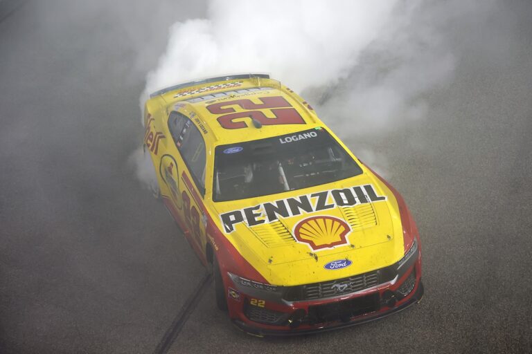 Joey Logano to make 500th Cup start in Bank of America 400