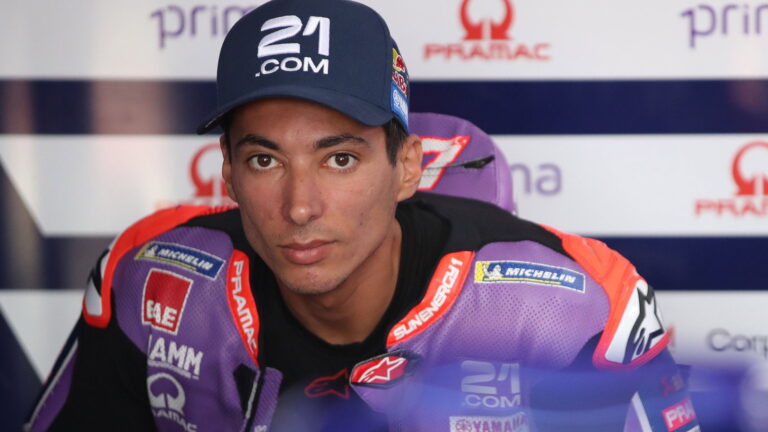 Toprak Razgatlioglu dislocates right shoulder in Mandalika crash