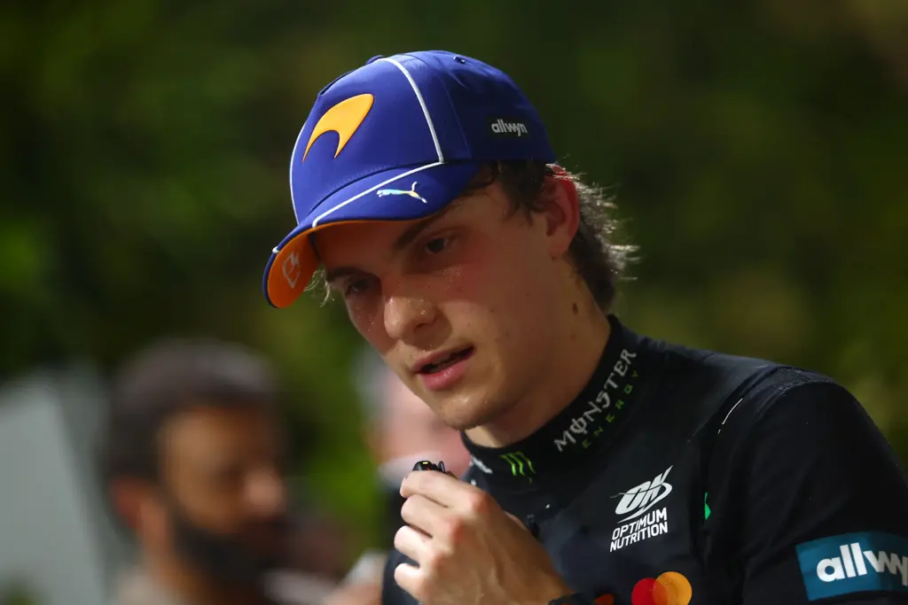 McLaren's Norris and Piastri collide on final lap of Singapore sprint