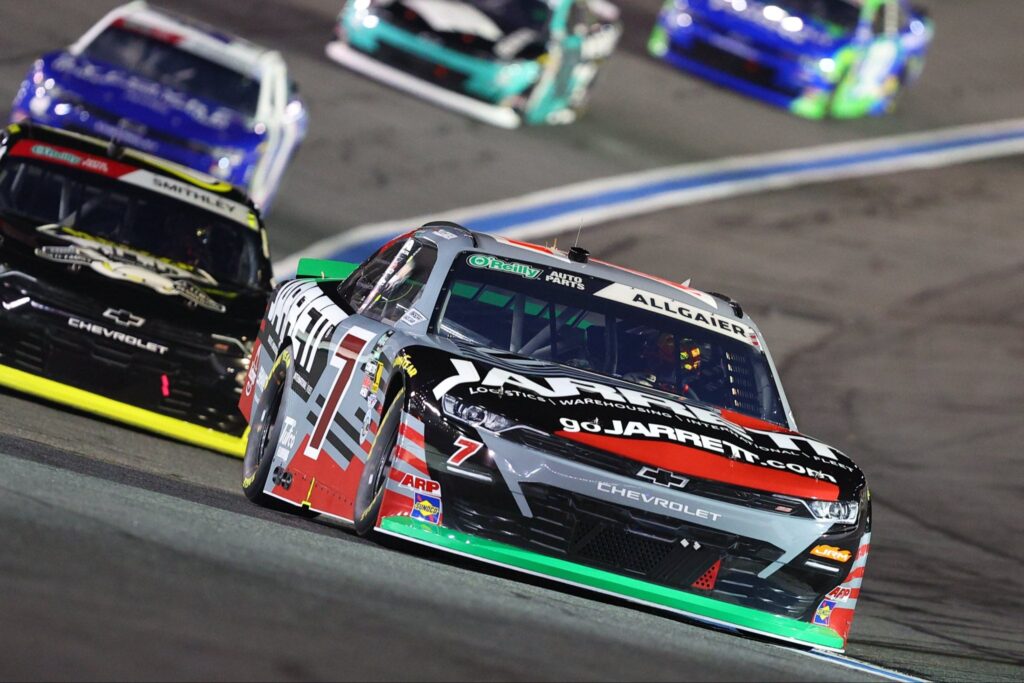 Corey Day rallies to win Charlotte race, Jesse Love second