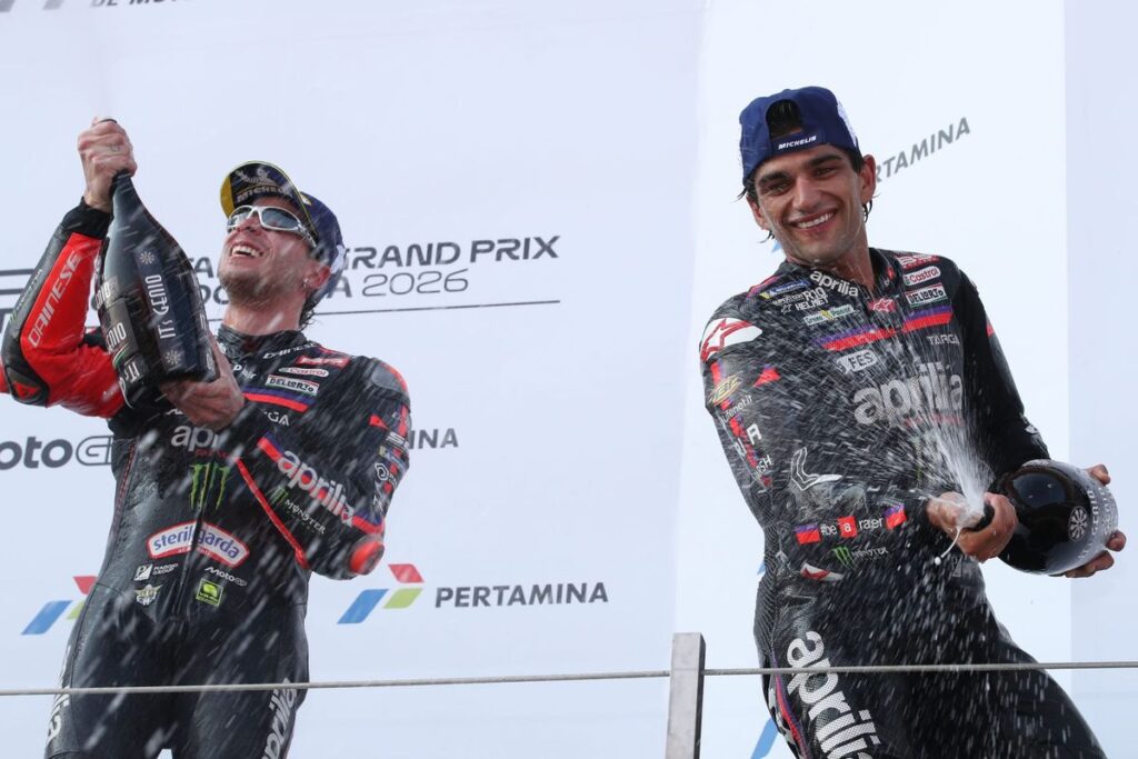 Aprilia considers team-order guidelines in MotoGP title fight