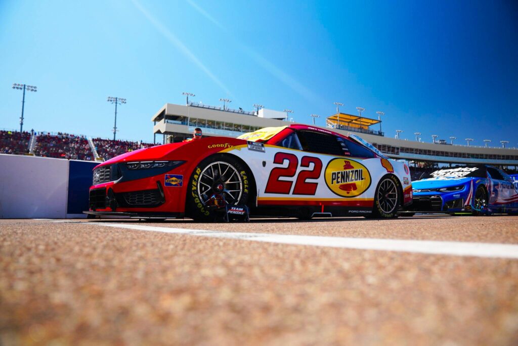 Alex Bowman leads Cup qualifying order for Phoenix Raceway weekend