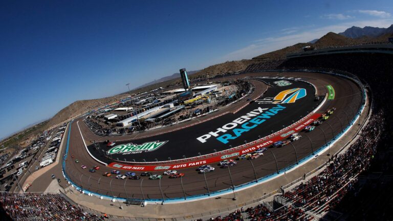 NASCAR allows front brake rotor and pad changes at Phoenix