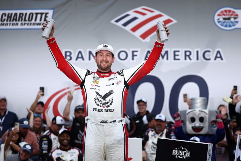 Top four in NASCAR O’Reilly Chase separated by 15 points heading to Phoenix